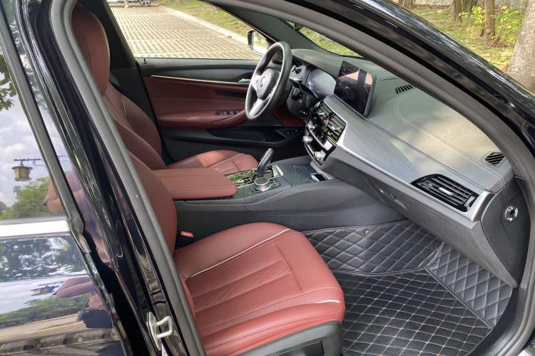 Used BMW 5 Series New Energy 2021 535Le M Sport Package Interior 6