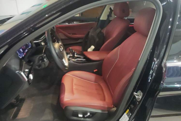 Used BMW 5 Series New Energy 2021 Updated 535Le Luxury Package Left Front Seat