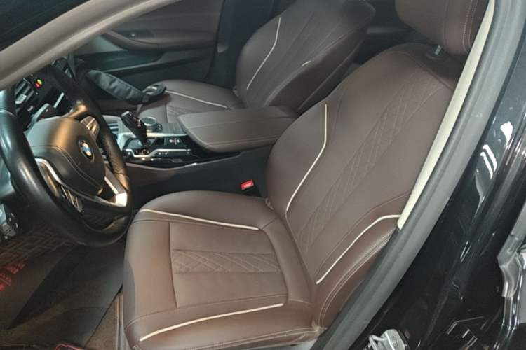 Used BMW 5 Series New Energy 2021 535Le Luxury Package Left Front Seat