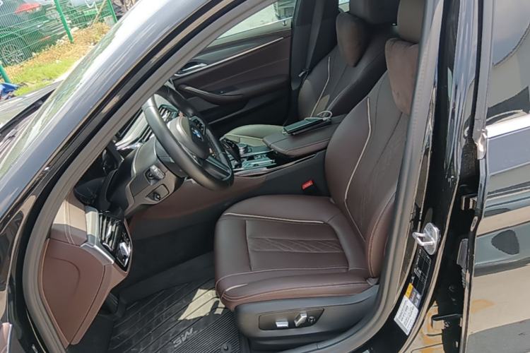 Used BMW 5 Series New Energy 2021 535Le M Sport Package Left Front Seat
