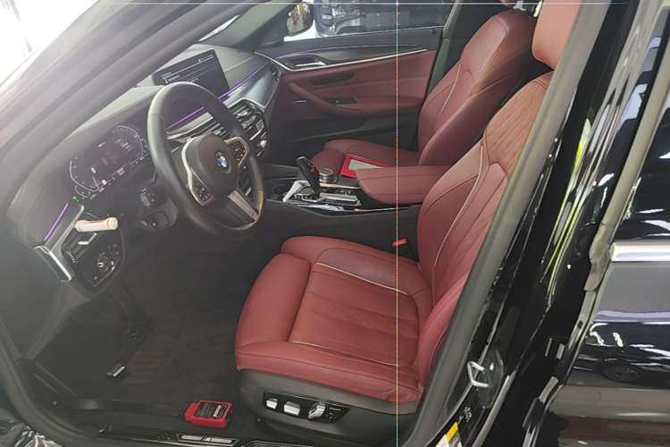 Used BMW 5 Series New Energy 2021 Restyled 535Le Pioneer Edition M Sport Package Left Front Seat
