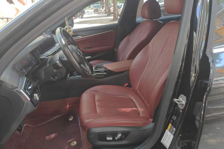Used BMW 5 Series New Energy 2021 535Le M Sport Package Left Front Seat