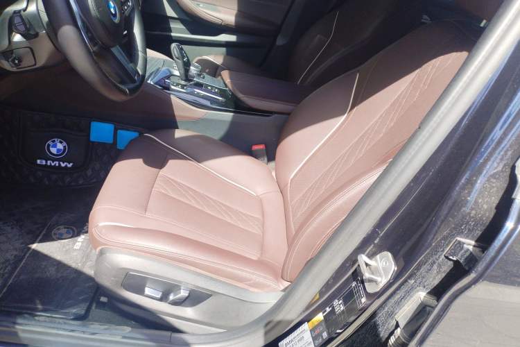 Used BMW 5 Series New Energy 2021 535Le M Sport Package Left Front Seat