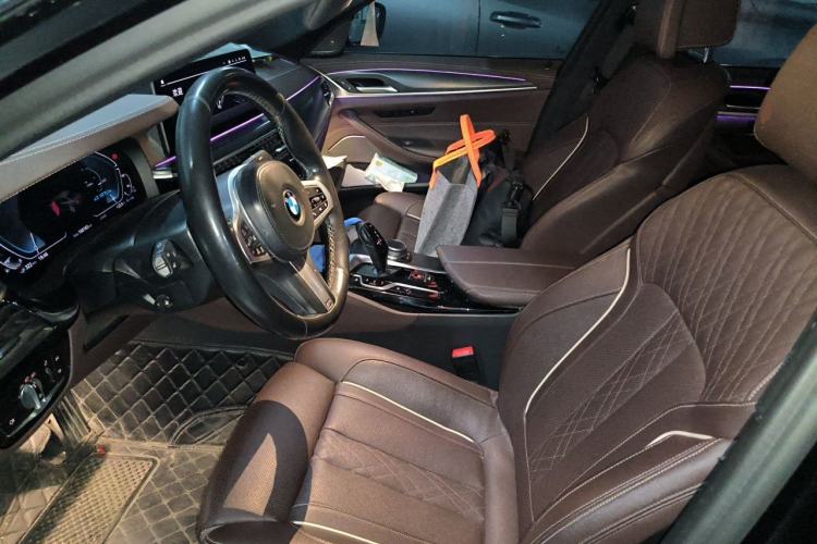 Used BMW 5 Series New Energy 2021 Restyled 535Le Pioneer Edition M Sport Package Left Front Seat