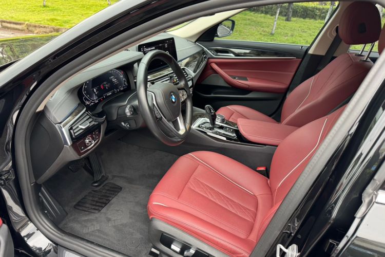Used BMW 5 Series New Energy 2021 535Le Luxury Package Left Front Seat