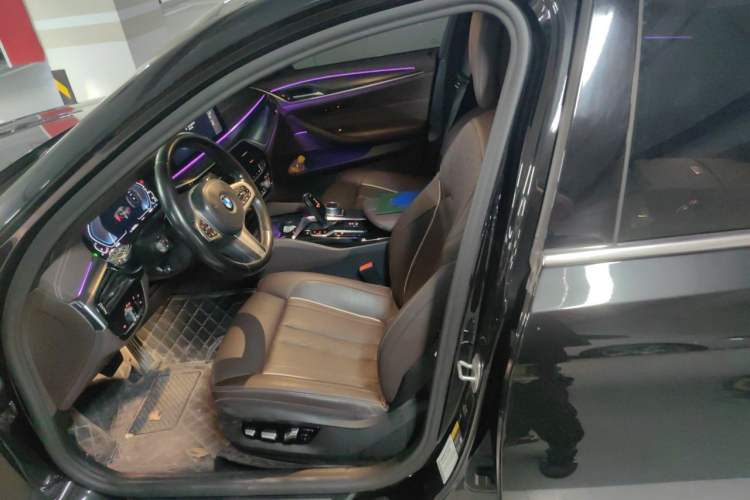 Used BMW 5 Series New Energy 2021 Restyled 535Le Pioneer Edition M Sport Package Left Front Seat