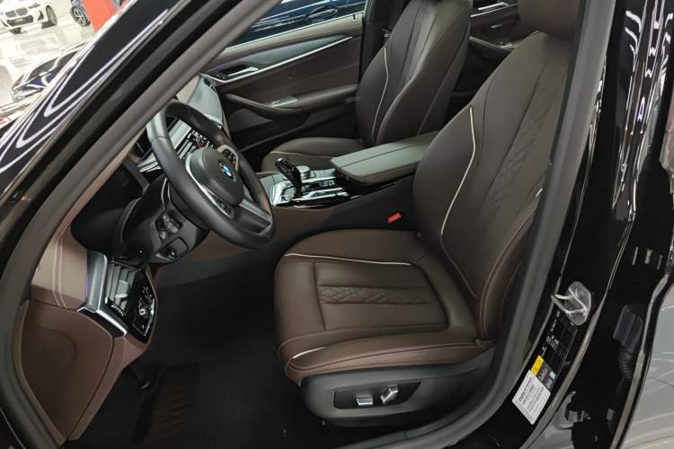 Used BMW 5 Series New Energy 2021 535Le M Sport Package Left Front Seat