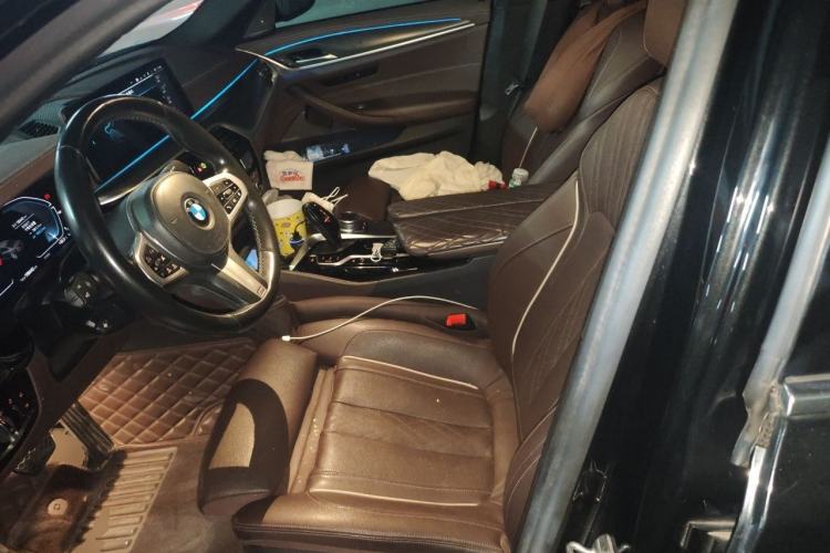 Used BMW 5 Series New Energy 2021 535Le Pioneer Edition M Sport Package Left Front Seat