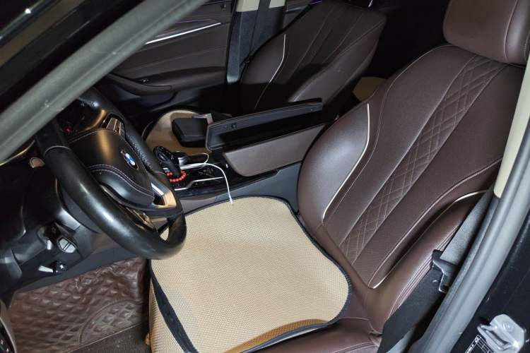 Used BMW 5 Series New Energy 2021 Updated 535Le Luxury Package Left Front Seat