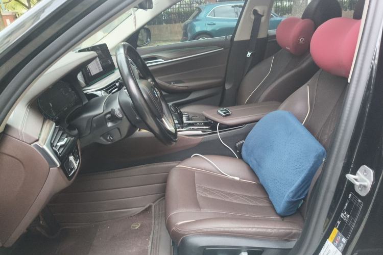 Used BMW 5 Series New Energy 2021 535Le Luxury Package Left Front Seat