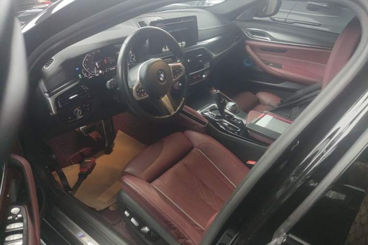 Used BMW 5 Series New Energy 2021 535Le Pioneer Edition M Sport Package Left Front Seat