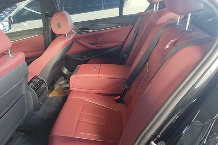 Used BMW 5 Series New Energy 2021 535Le M Sport Package Left Rear Seat
