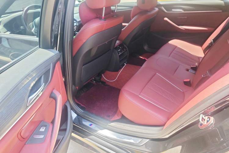 Used BMW 5 Series New Energy 2021 535Le M Sport Package Left Rear Seat