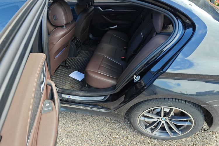 Used BMW 5 Series New Energy 2021 535Le M Sport Package Left Rear Seat