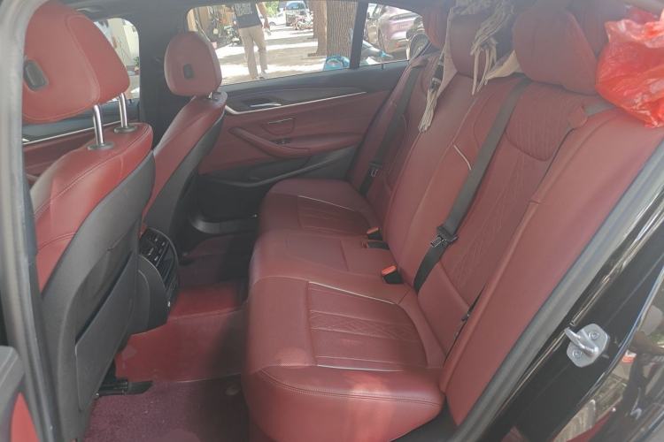 Used BMW 5 Series New Energy 2021 535Le M Sport Package Left Rear Seat