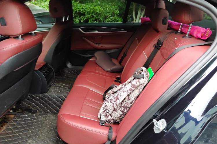 Used BMW 5 Series New Energy 2021 535Le M Sport Package Left Rear Seat