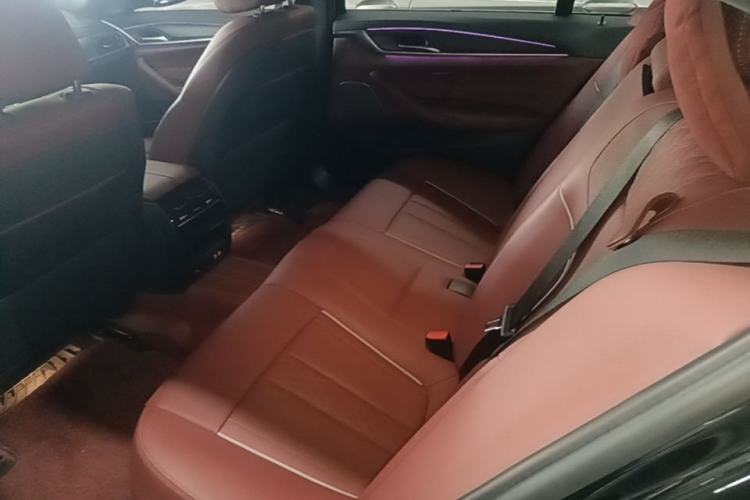 Used BMW 5 Series New Energy 2021 Restyled 535Le M Sport Package Left Rear Seat