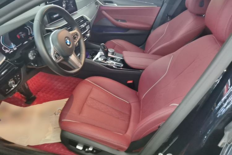 Used BMW 5 Series New Energy 2021 535Le M Sport Package Left Rear Seat