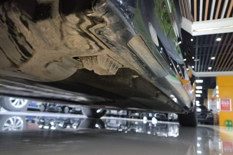 Used BMW 5 Series New Energy 2021 535Le Pioneer Edition M Sport Package Left Side Sill