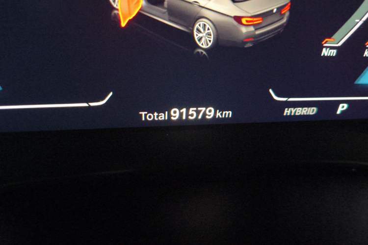 Used BMW 5 Series New Energy 2021 535Le Pioneer Edition M Sport Package Odometer Close Up