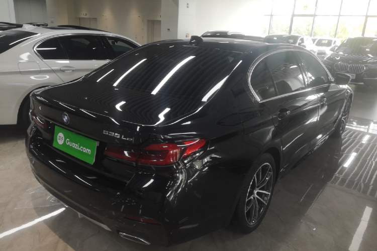 Used BMW 5 Series New Energy 2021 Restyled 535Le M Sport Package Rear Right 45 Deg