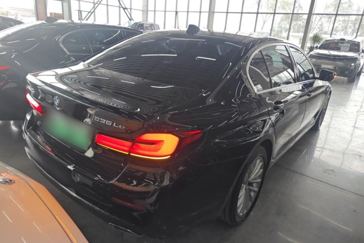 Used BMW 5 Series New Energy 2021 535Le Luxury Package Rear Right 45 Deg