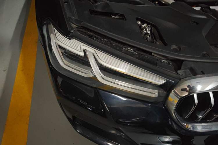 Used BMW 5 Series New Energy 2021 Restyled 535Le M Sport Package Right Front Headlight
