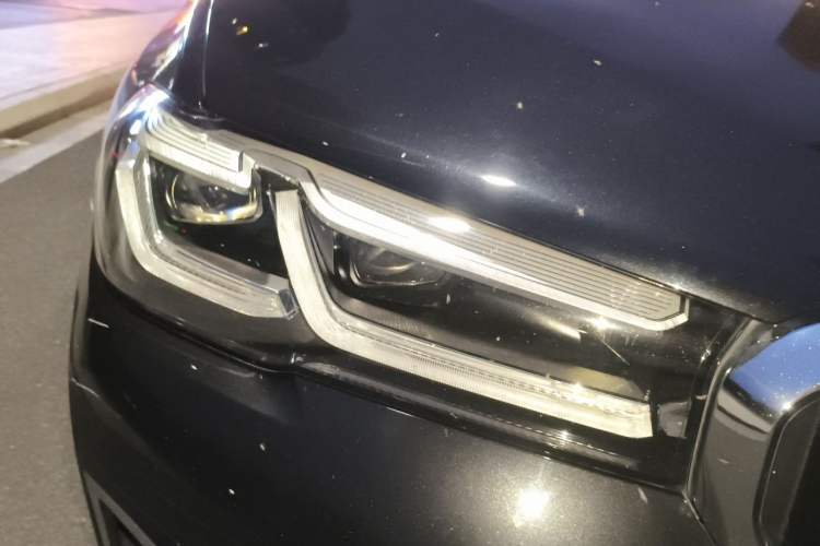 Used BMW 5 Series New Energy 2021 535Le Luxury Package Right Front Headlight