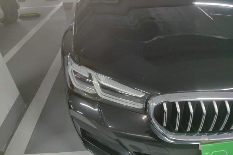 Used BMW 5 Series New Energy 2021 Restyled 535Le Pioneer Edition M Sport Package Right Front Headlight