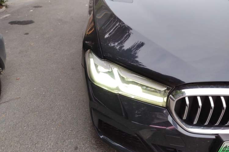 Used BMW 5 Series New Energy 2021 535Le M Sport Package Right Front Headlight