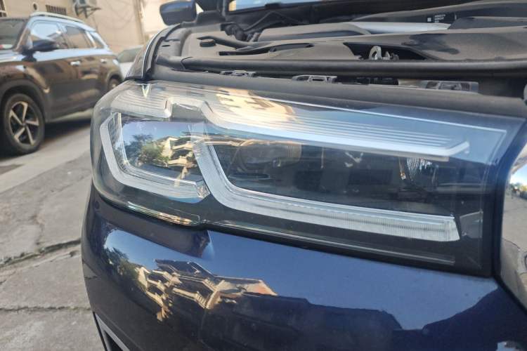 Used BMW 5 Series New Energy 2021 Updated 535Le Luxury Package Right Front Headlight