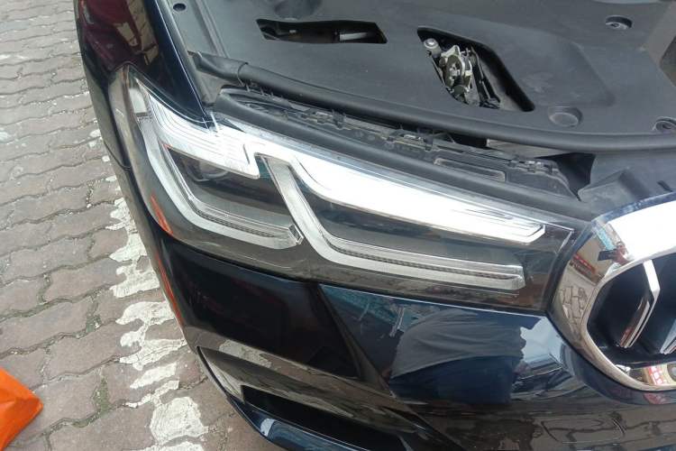 Used BMW 5 Series New Energy 2021 Restyled 535Le M Sport Package Right Front Headlight