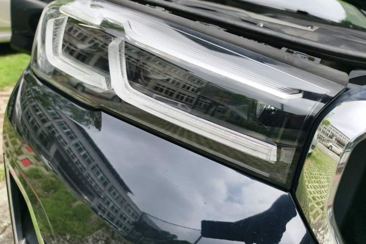 Used BMW 5 Series New Energy 2021 535Le Luxury Package Right Front Headlight