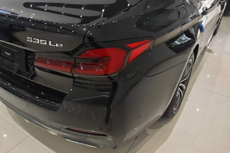 Used BMW 5 Series New Energy 2021 535Le Pioneer Edition M Sport Package Right Rear Taillight