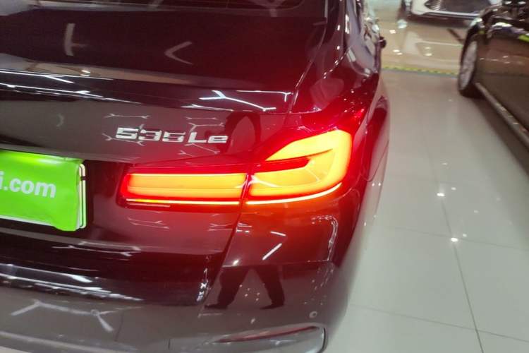 Used BMW 5 Series New Energy 2021 535Le Pioneer Edition M Sport Package Right Rear Taillight
