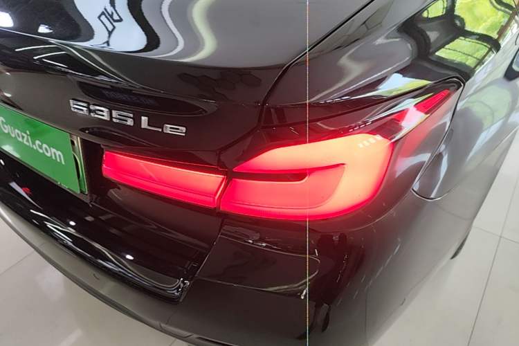 Used BMW 5 Series New Energy 2021 Restyled 535Le Pioneer Edition M Sport Package Right Rear Taillight