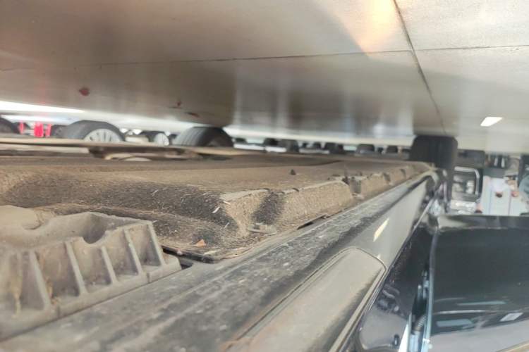 Used BMW 5 Series New Energy 2021 535Le Luxury Package Right Side Sill