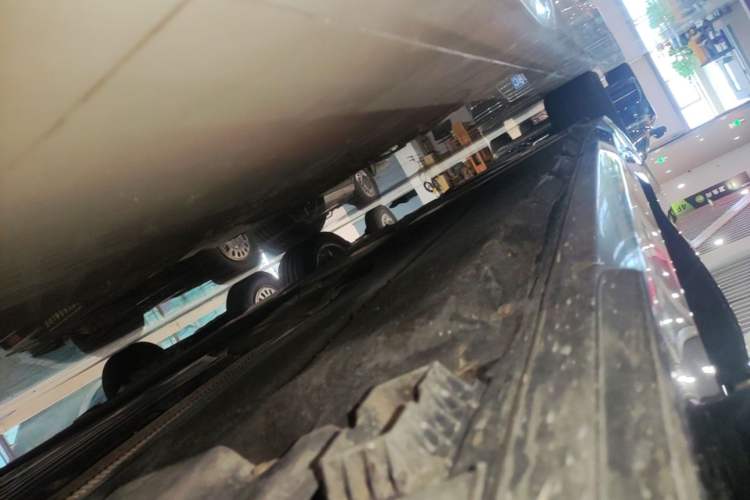 Used BMW 5 Series New Energy 2021 Updated 535Le Luxury Package Right Side Sill