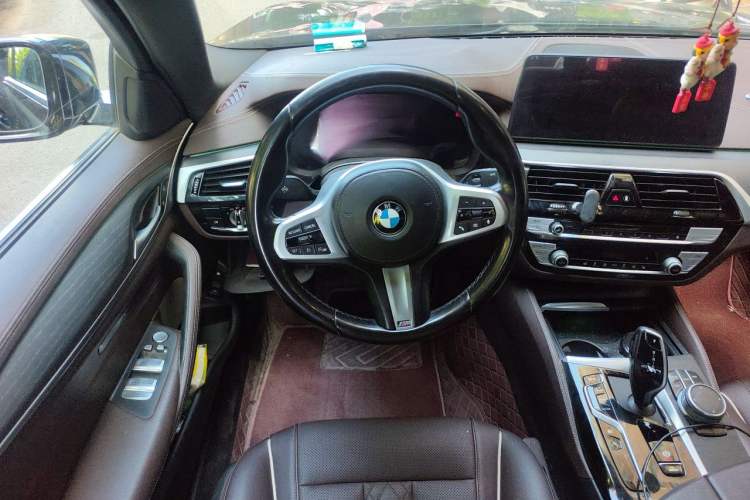 Used BMW 5 Series New Energy 2021 535Le M Sport Package Steering Wheel