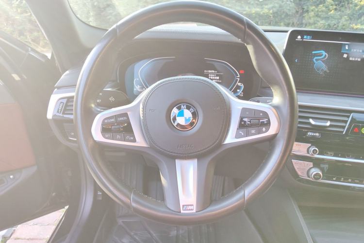 Used BMW 5 Series New Energy 2021 535Le M Sport Package Steering Wheel