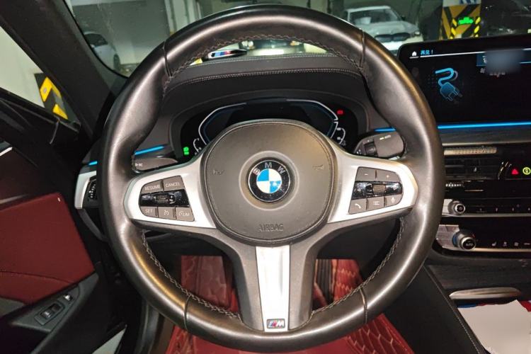 Used BMW 5 Series New Energy 2021 Restyled 535Le M Sport Package Steering Wheel