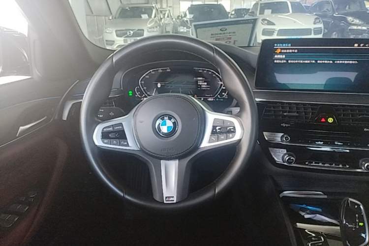 Used BMW 5 Series New Energy 2021 535Le M Sport Package Steering Wheel