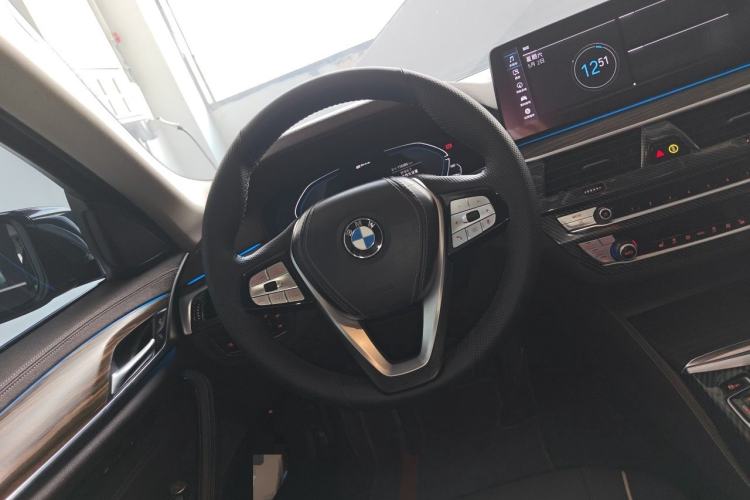 Used BMW 5 Series New Energy 2021 535Le Luxury Package Steering Wheel