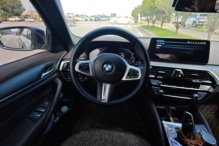 Used BMW 5 Series New Energy 2021 535Le M Sport Package Steering Wheel