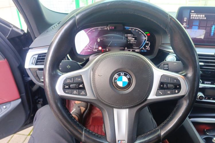 Used BMW 5 Series New Energy 2021 535Le Pioneer Edition M Sport Package Steering Wheel