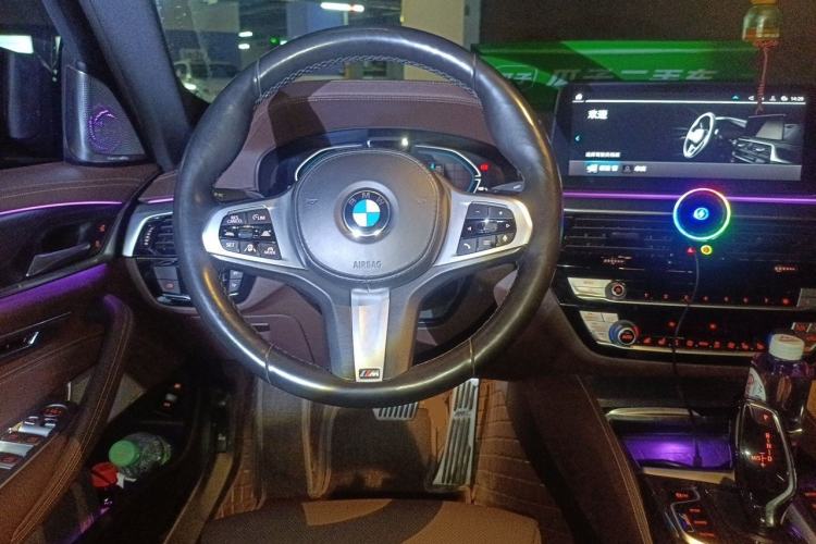 Used BMW 5 Series New Energy 2021 535Le Pioneer Edition M Sport Package Steering Wheel