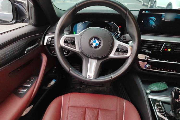 Used BMW 5 Series New Energy 2021 535Le M Sport Package Steering Wheel