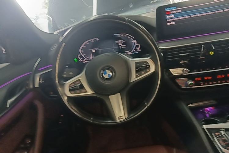 Used BMW 5 Series New Energy 2021 Restyled 535Le M Sport Package Steering Wheel