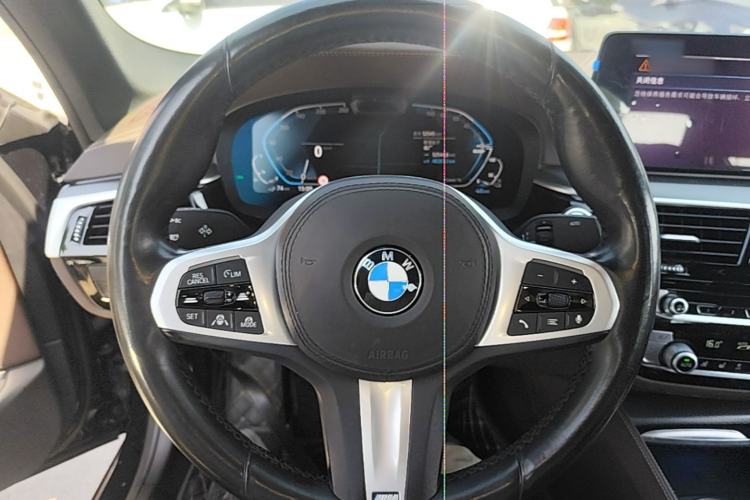Used BMW 5 Series New Energy 2021 535Le Pioneer Edition M Sport Package Steering Wheel