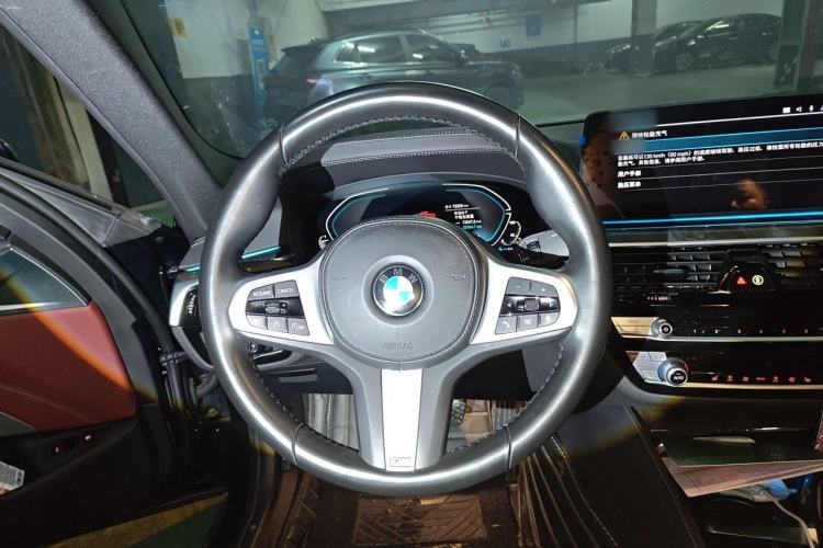 Used BMW 5 Series New Energy 2021 Restyled 535Le M Sport Package Steering Wheel